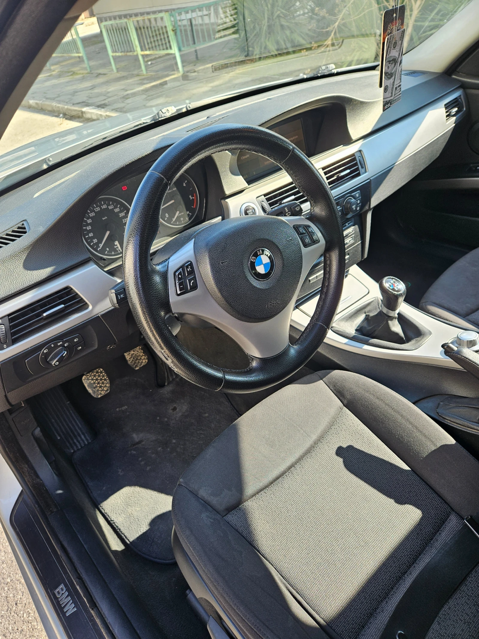 BMW 330 3000 - изображение 6