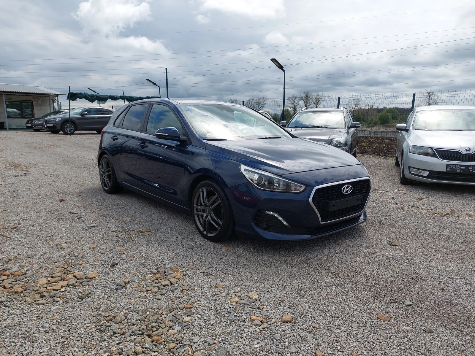 Hyundai I30 1.4i 100 к.с. - изображение 3