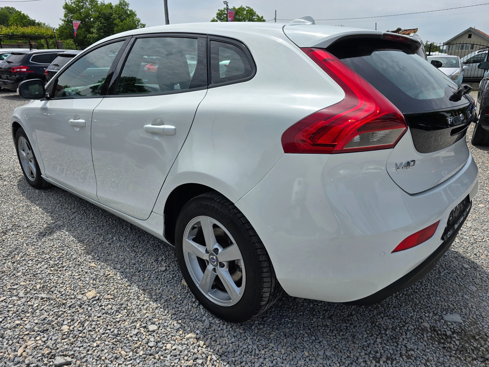 Volvo V40 1.6D2-FACE-ЕВРО 5В-6 СКОРОСТИ-КАМЕРА - изображение 3