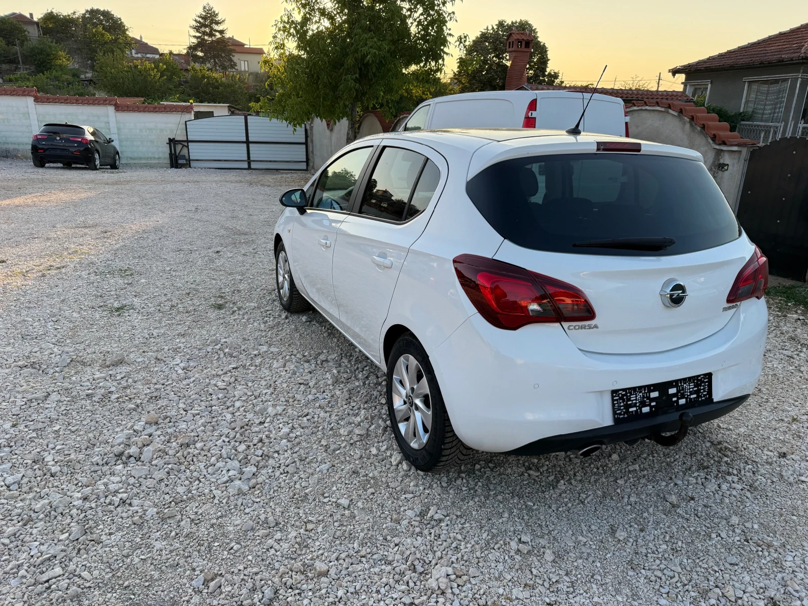 Opel Corsa 1, 4-TURBO SPORT-НАВИГАЦИЯ АВТОПИЛОТ- - изображение 4
