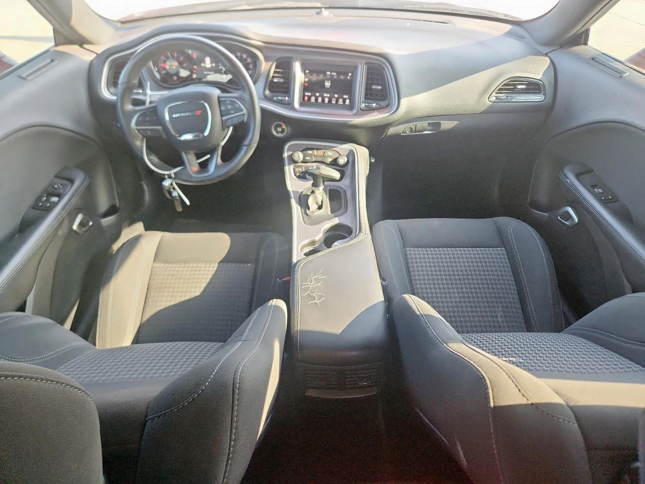 Dodge Challenger SXT | Mobile.bg   8