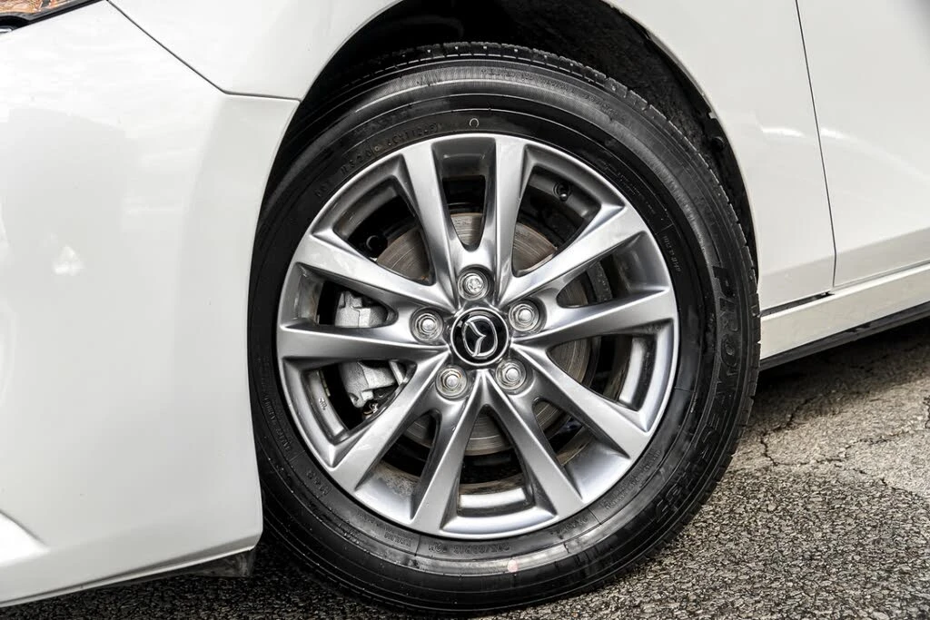 Mazda 3 *  *    *   *  | Mobile.bg   5