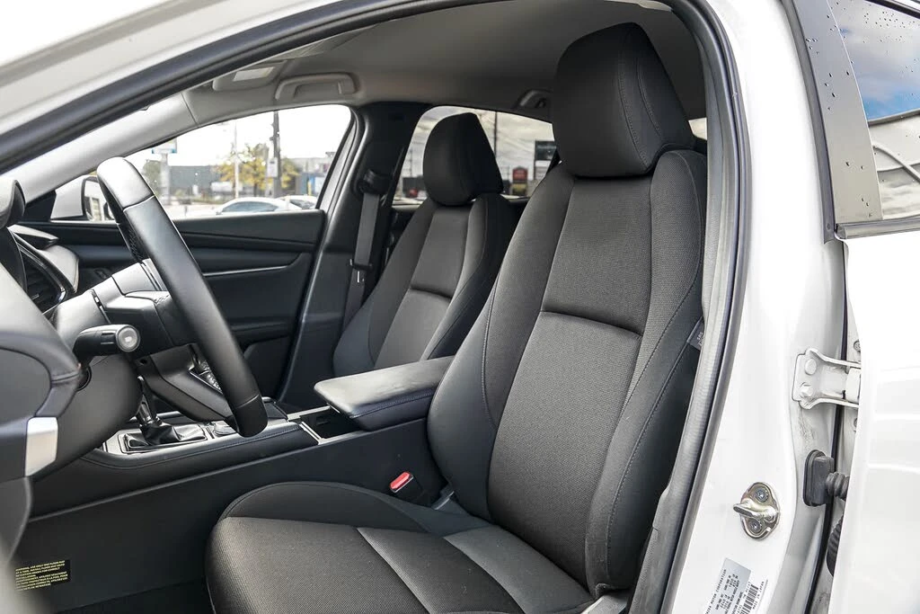 Mazda 3 *  *    *   *  | Mobile.bg   6