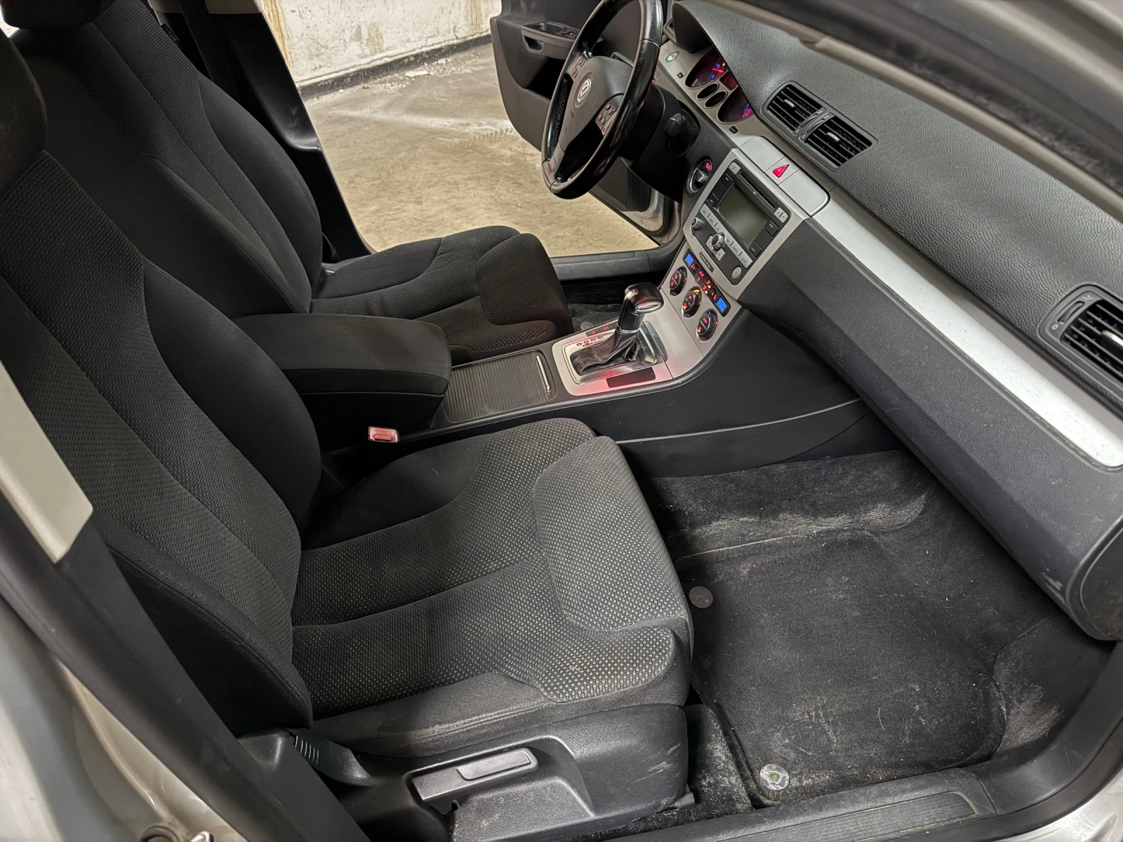 VW Passat * 2.0TDI* 170HP* DSG* 2008�* CBB*  | Mobile.bg � ����������� 9