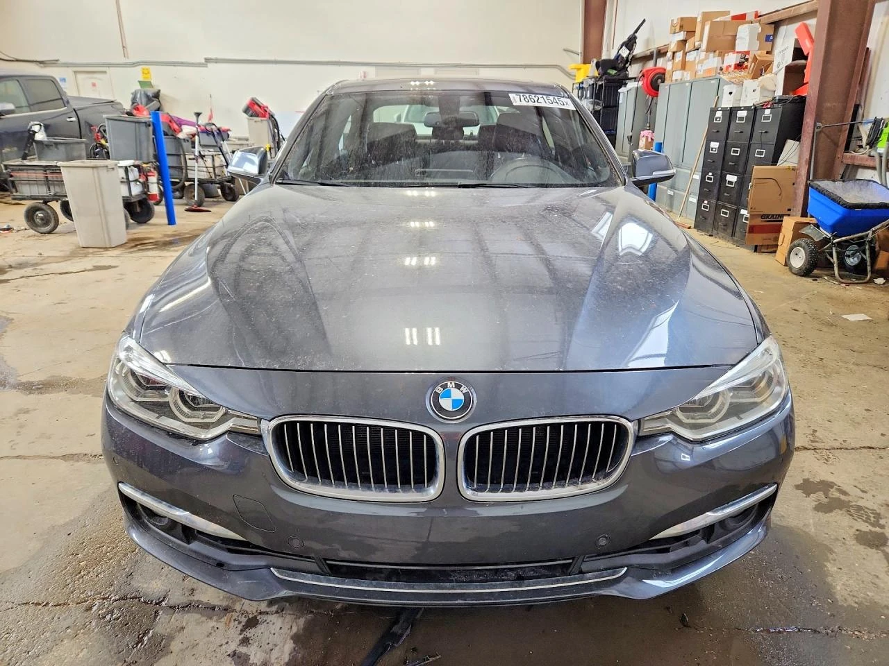 BMW 330 2.0l Xi, снимка 5 - Автомобили и джипове - 53816496