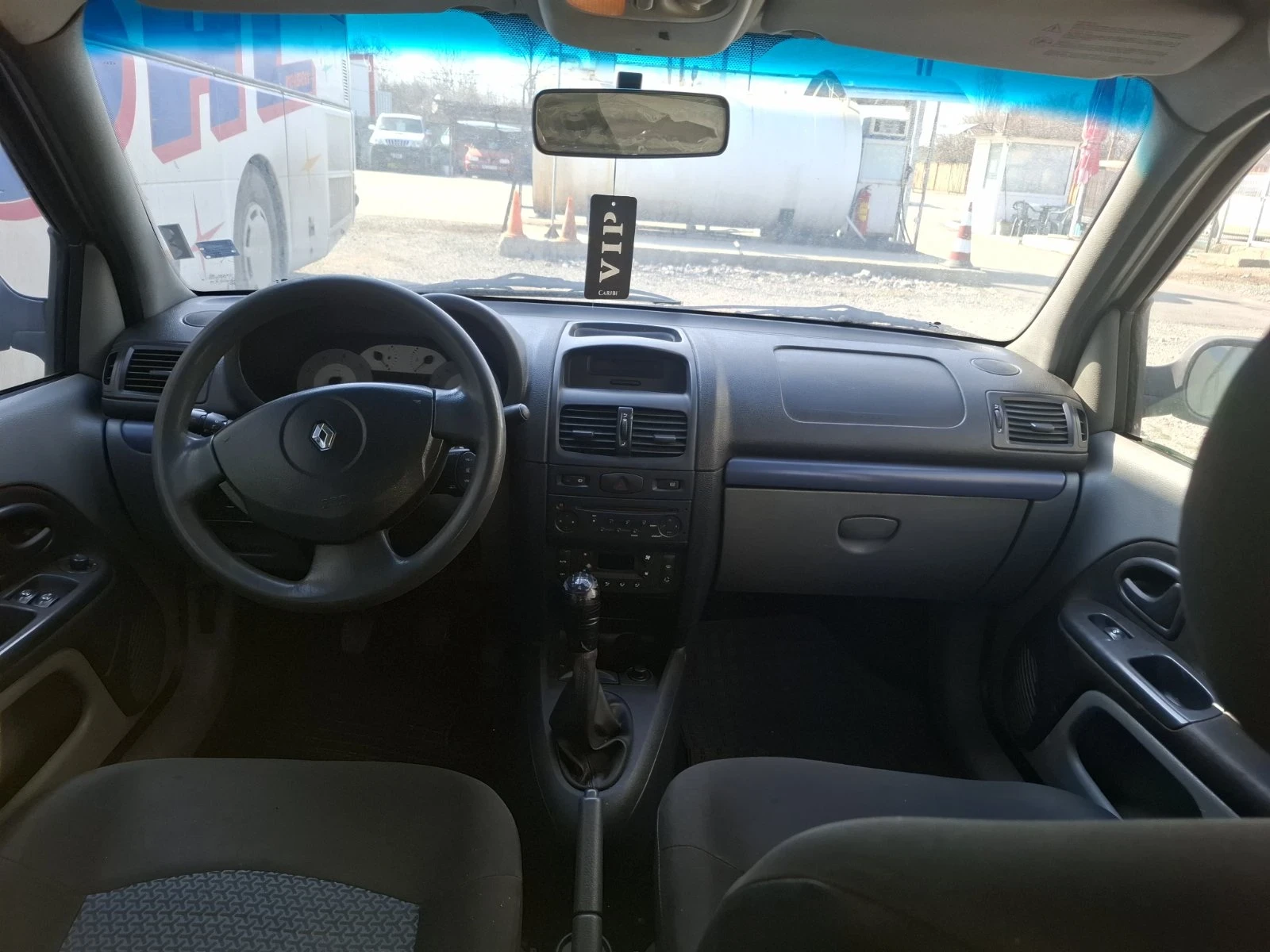 Renault Symbol, снимка 3 - Автомобили и джипове - 53861927