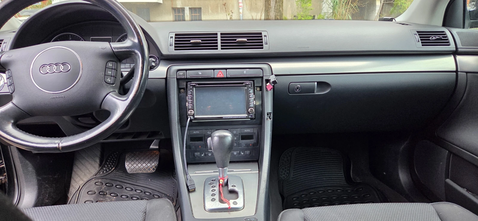 Audi A4 1, 9 B6, снимка 7 - Автомобили и джипове - 53937431