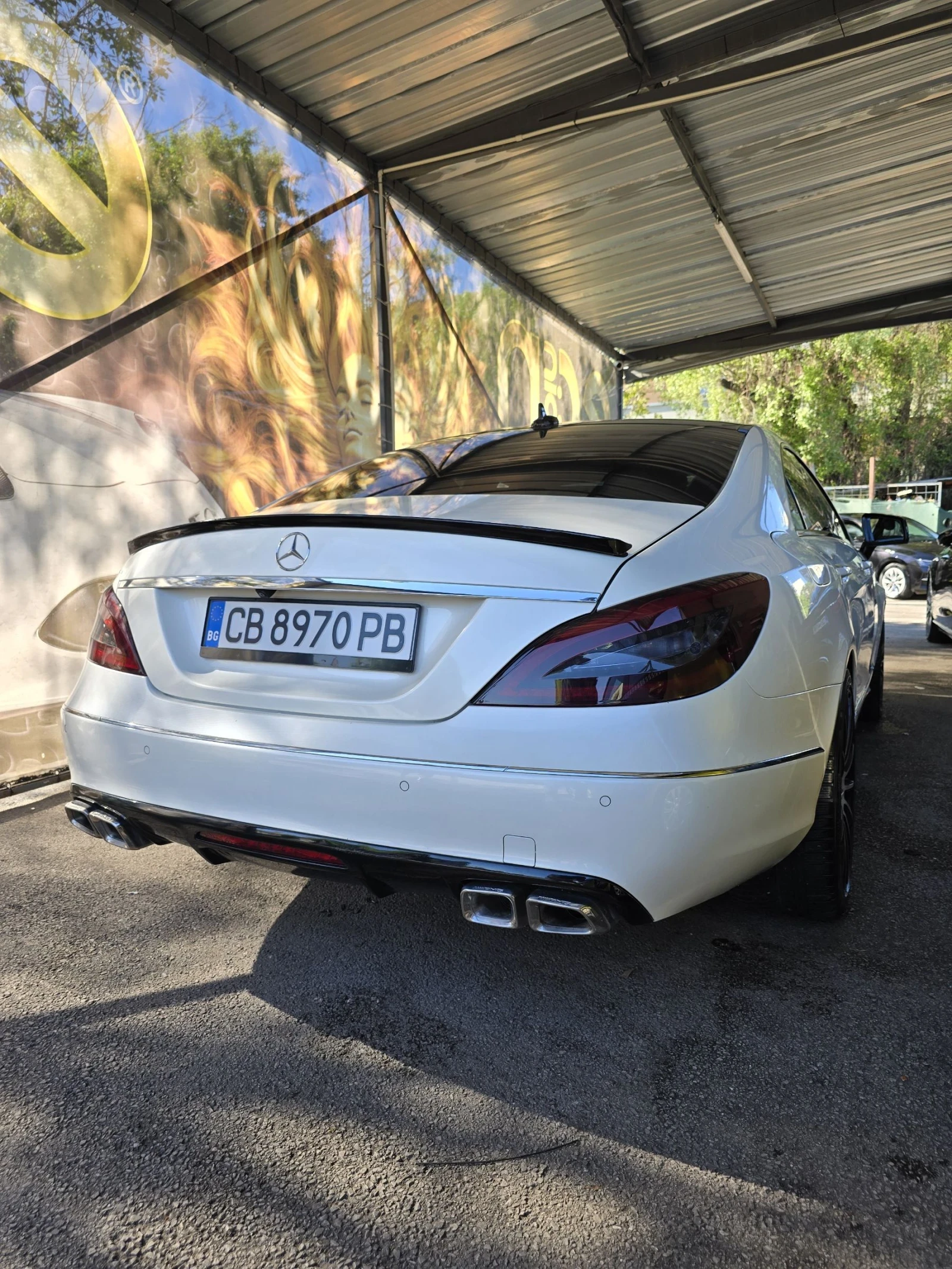 Mercedes-Benz CLS 350 Подгрев на 4 седалки, Keyless, Дистроник, Park Ass, снимка 4 - Автомобили и джипове - 54369090