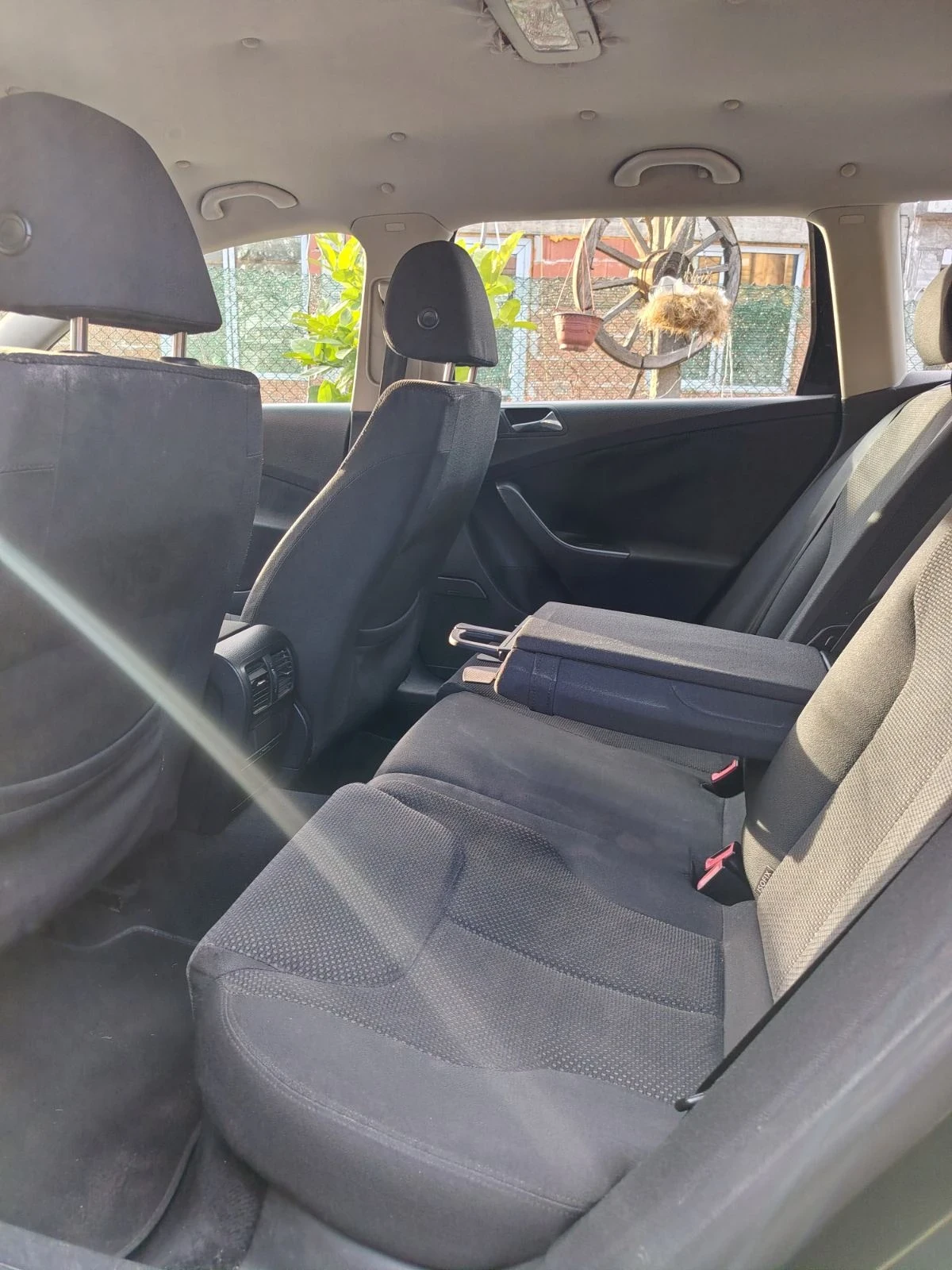 VW Passat 1.9, снимка 9 - Автомобили и джипове - 54126591