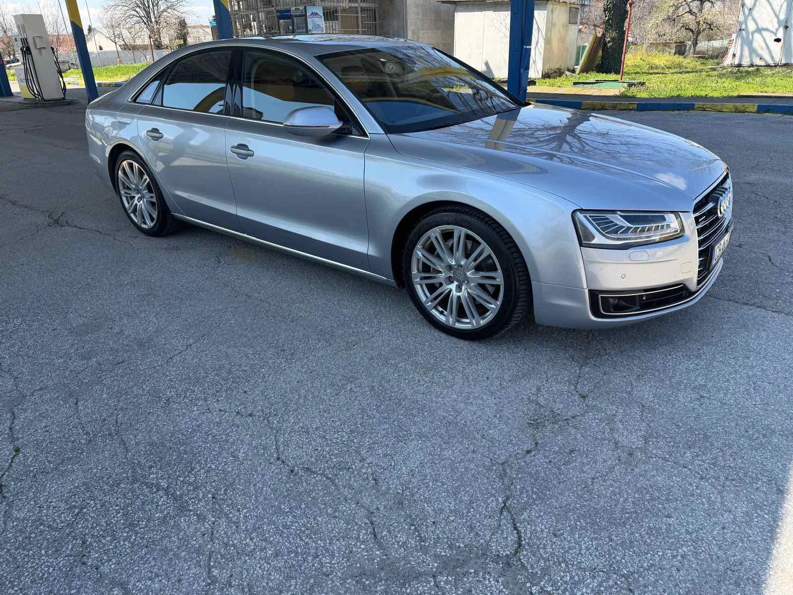 Audi A8 3.0tdi, снимка 3 - Автомобили и джипове - 54137662