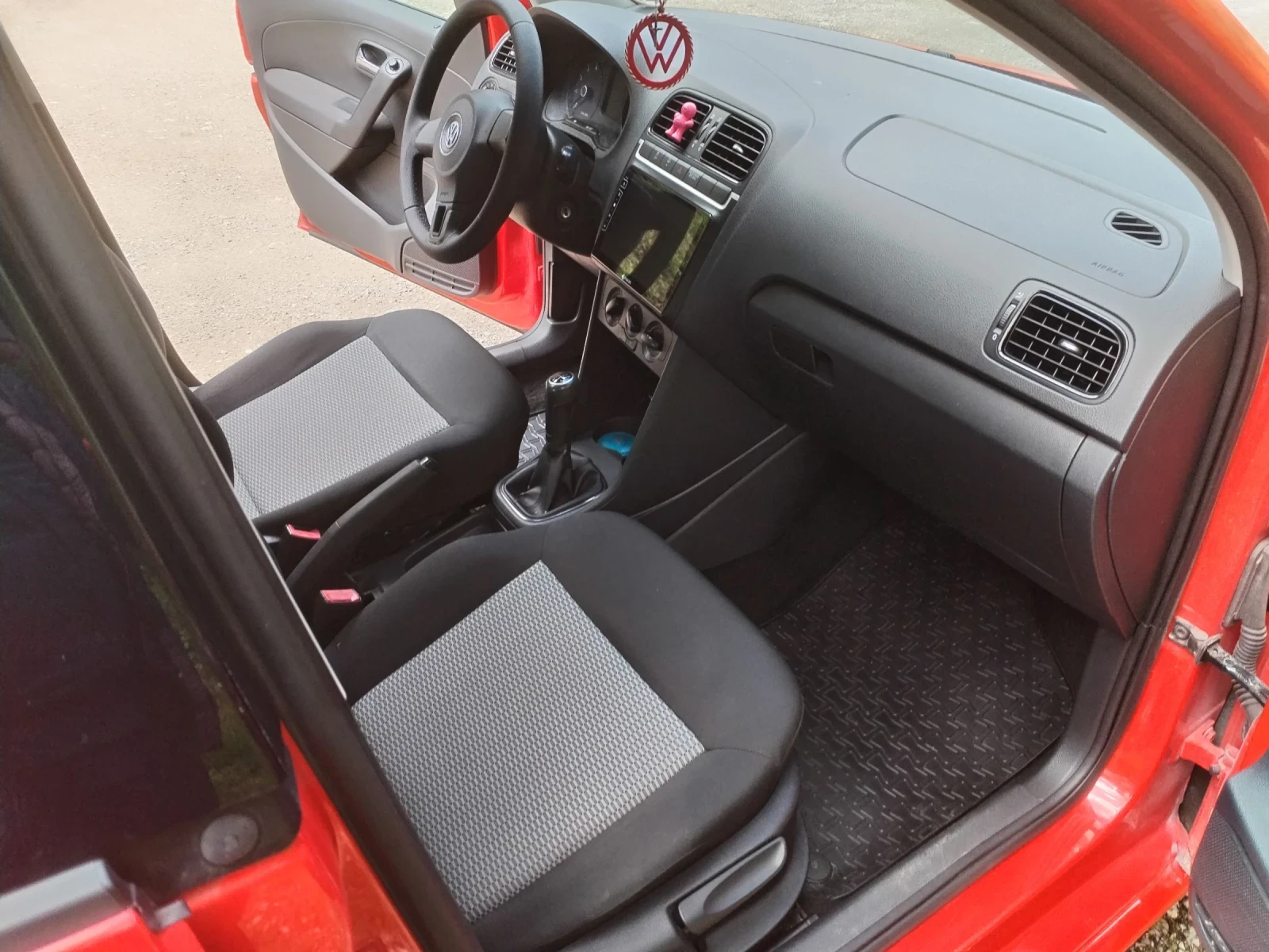 VW Polo 1.2MPI/Euro 5/Модел 2012г!!!, снимка 9 - Автомобили и джипове - 54561247