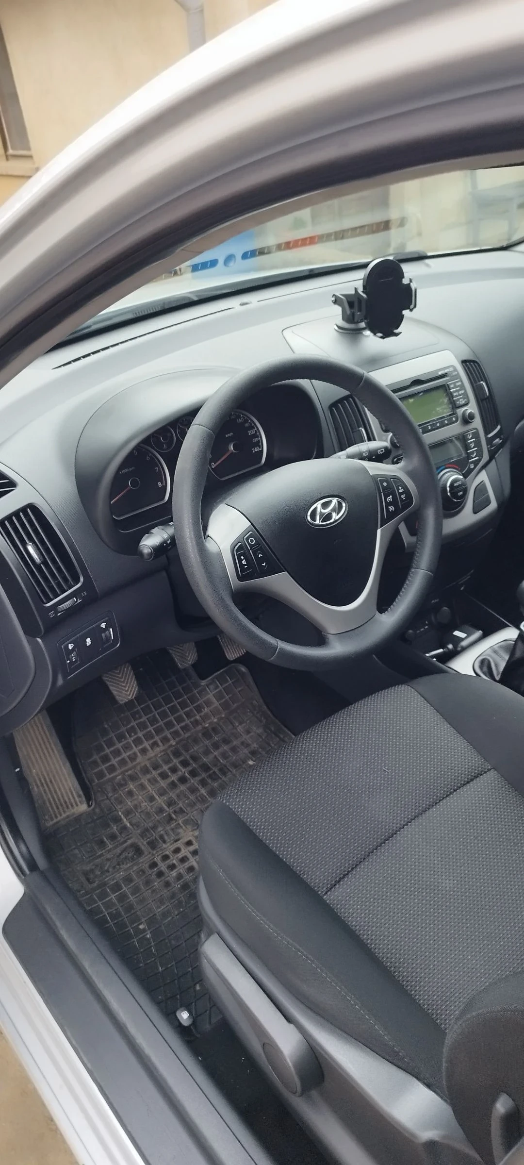 Hyundai I30 Swiss Plus FACE LiFT, снимка 5 - Автомобили и джипове - 54574128