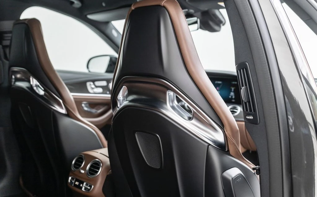 Mercedes-Benz E 63 AMG S 4Matic+ , снимка 7 - Автомобили и джипове - 54713377