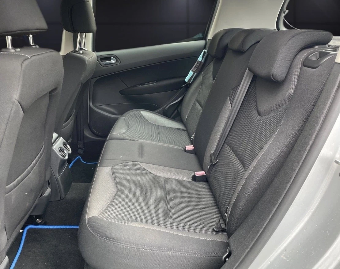 Peugeot 308 1.6HDi, снимка 7 - Автомобили и джипове - 54844632