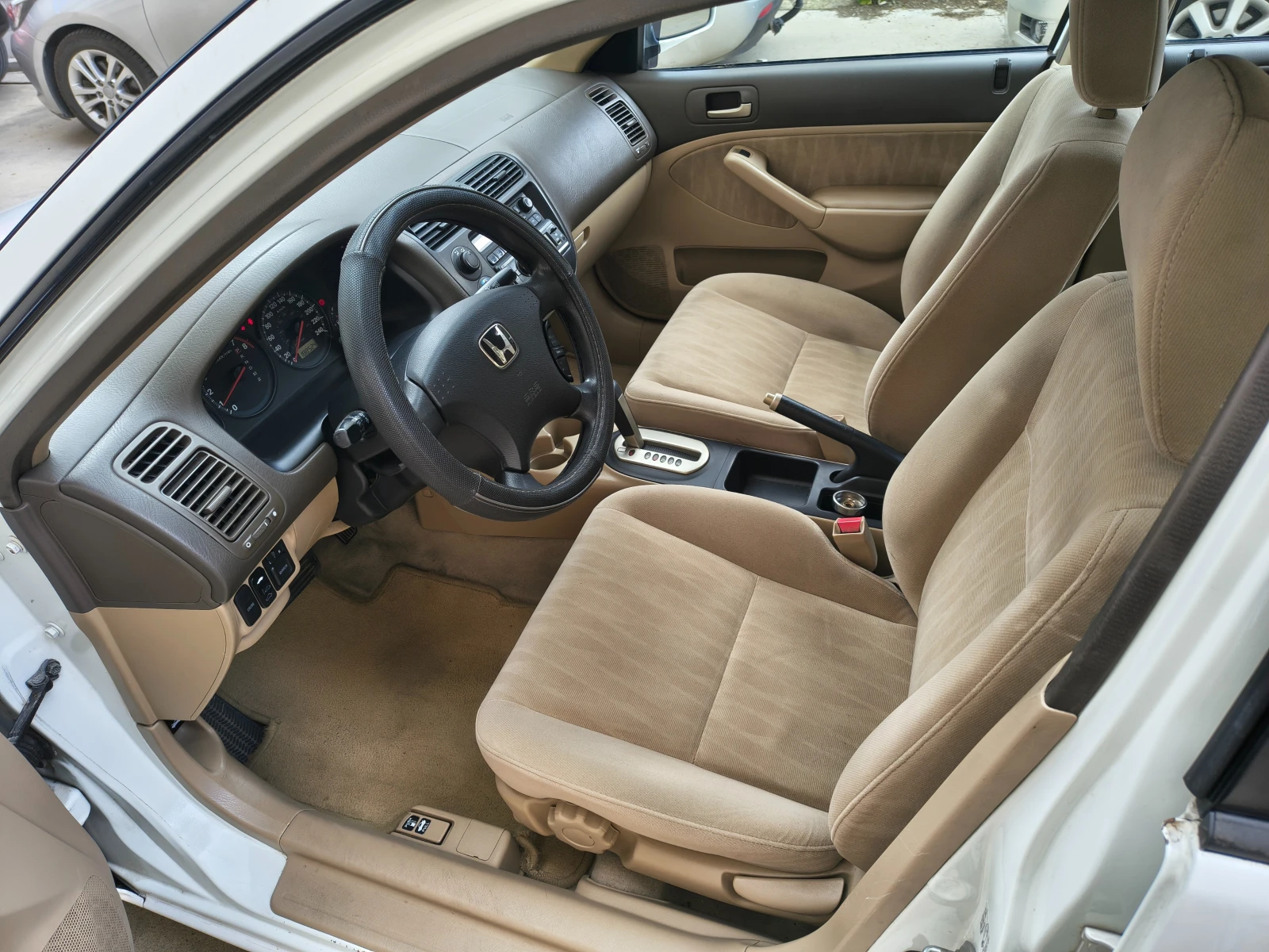Honda Civic Sedan, снимка 5 - Автомобили и джипове - 54894212