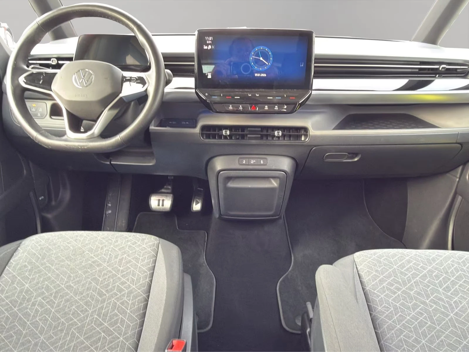 VW ID.Buzz PRO/204HP/MATRIX/AHK/360/NAVI/LED/ACC/404q, снимка 9 - Автомобили и джипове - 54911535