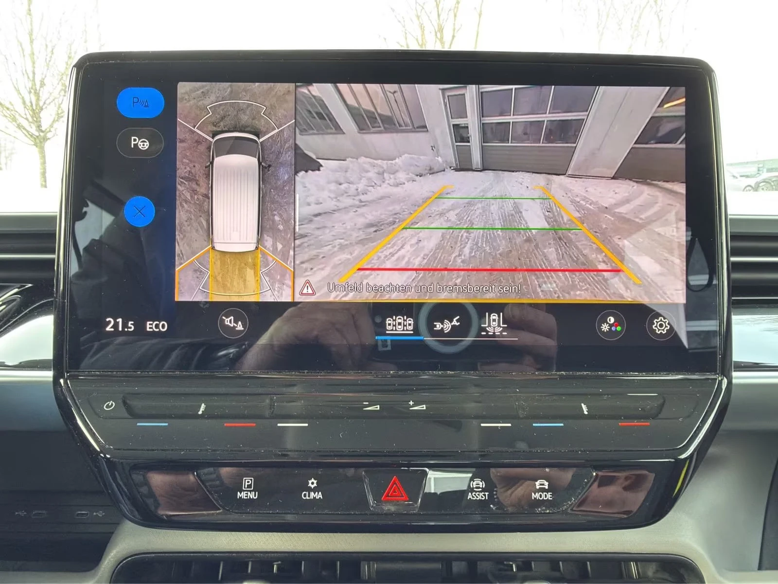 VW ID.Buzz PRO/204HP/MATRIX/AHK/360/NAVI/LED/ACC/404q, снимка 13 - Автомобили и джипове - 54911535
