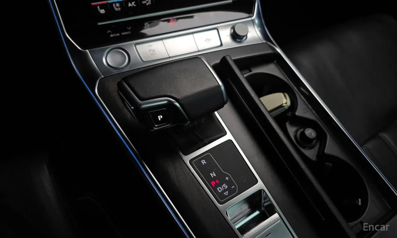 Audi A7 55 TFSI quattro Premium| V6| QUATTRO| MATRIX LED| , снимка 9 - Автомобили и джипове - 55046719