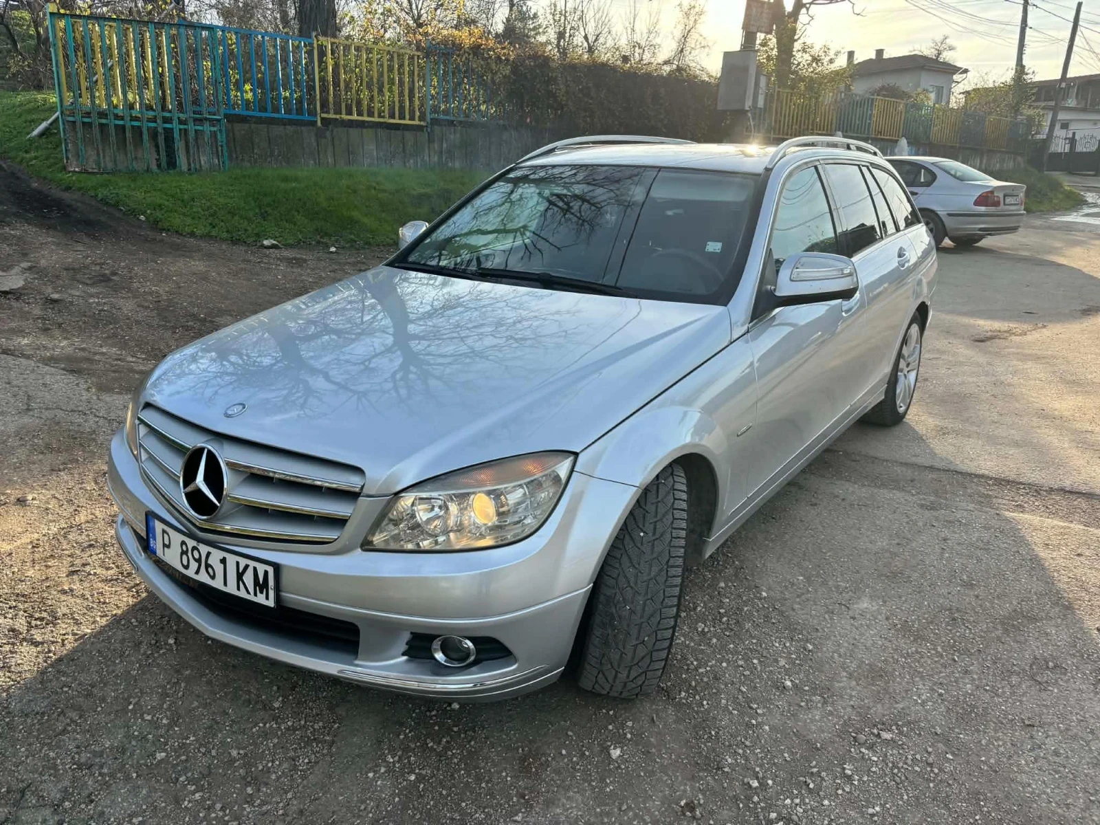 Mercedes-Benz C 220 Лек автомобил , снимка 3 - Автомобили и джипове - 55394506