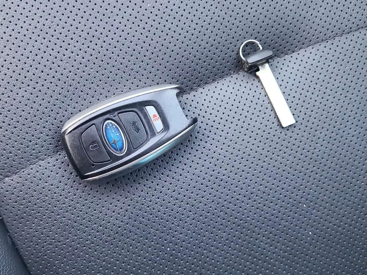Subaru Outback * LIMITED * CARFAX * ОПЦИЯ ЗА ФИНАНСИРАНЕ, снимка 8 - Автомобили и джипове - 55434122