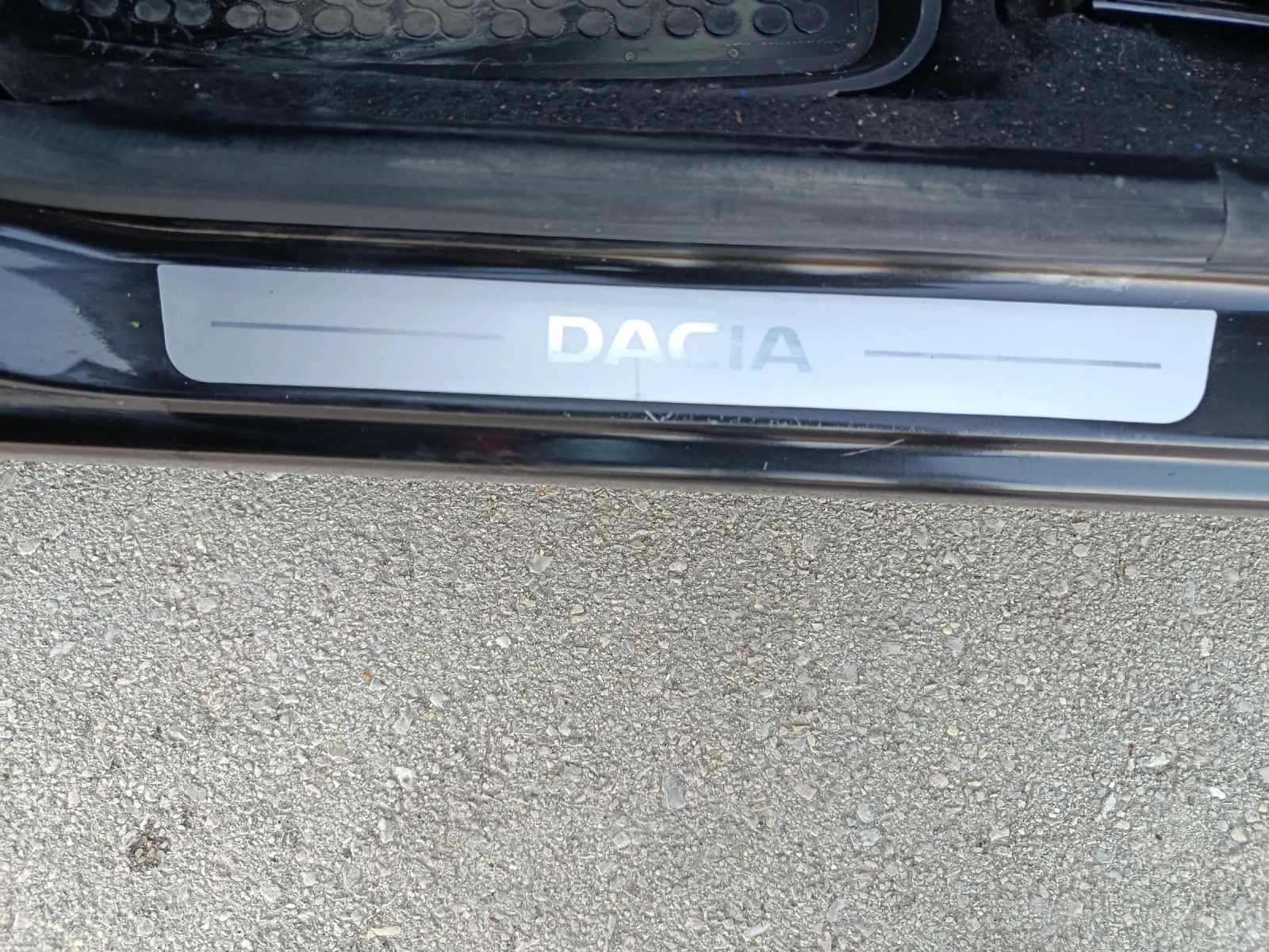 Dacia Sandero, снимка 11 - Автомобили и джипове - 55594882