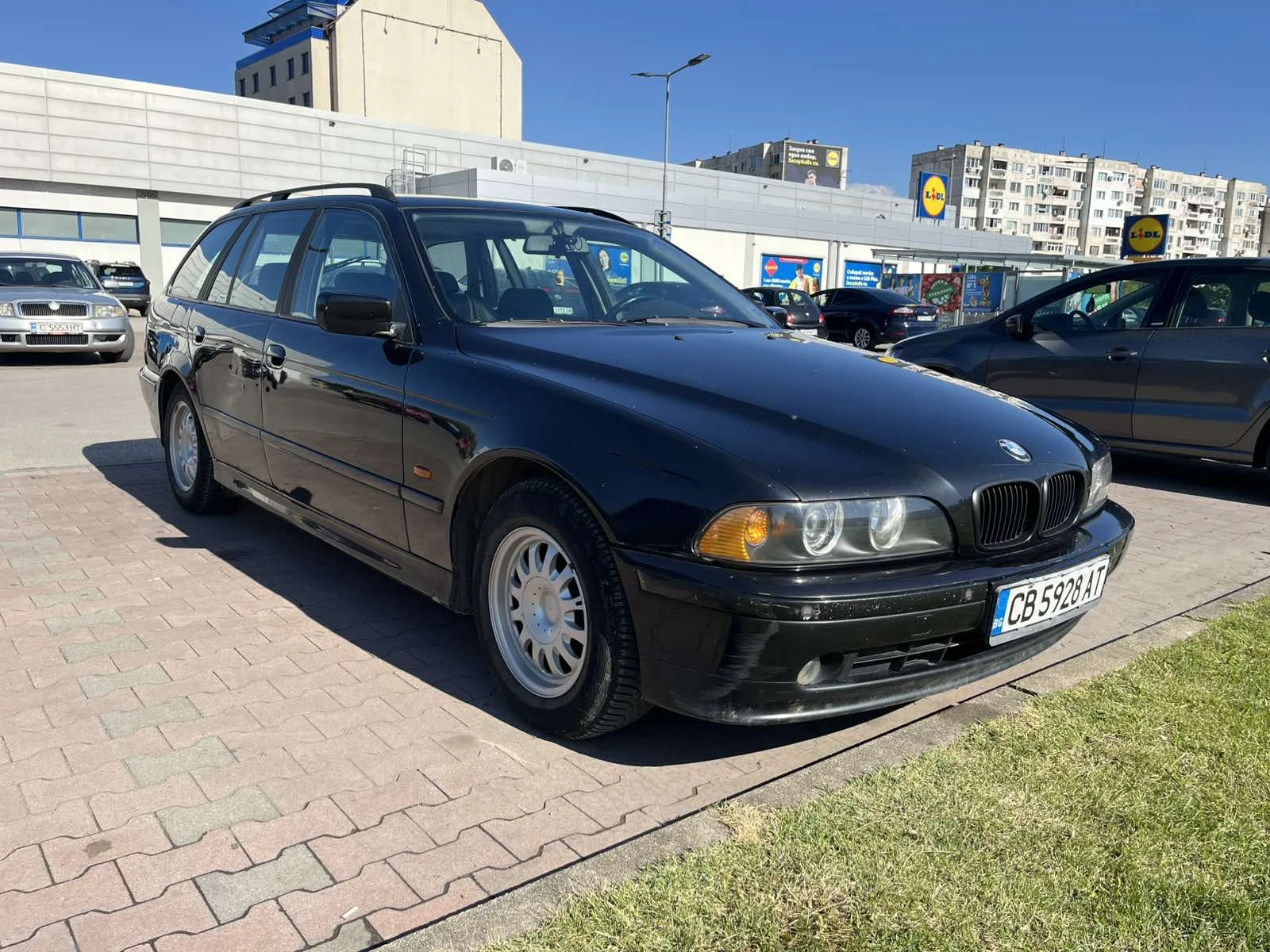 BMW 525 i, снимка 2 - Автомобили и джипове - 56075126