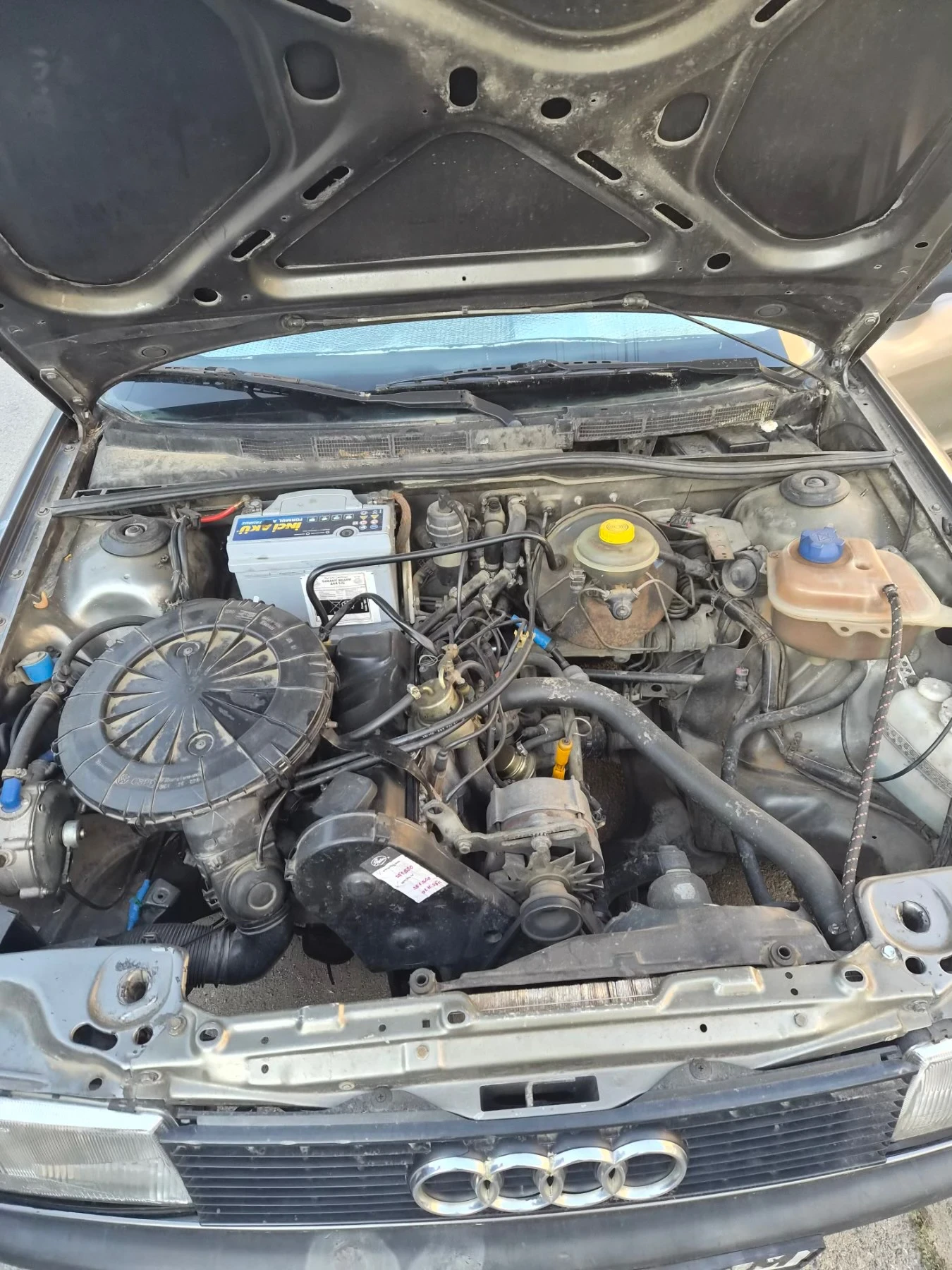 Audi 80, снимка 9 - Автомобили и джипове - 56144635