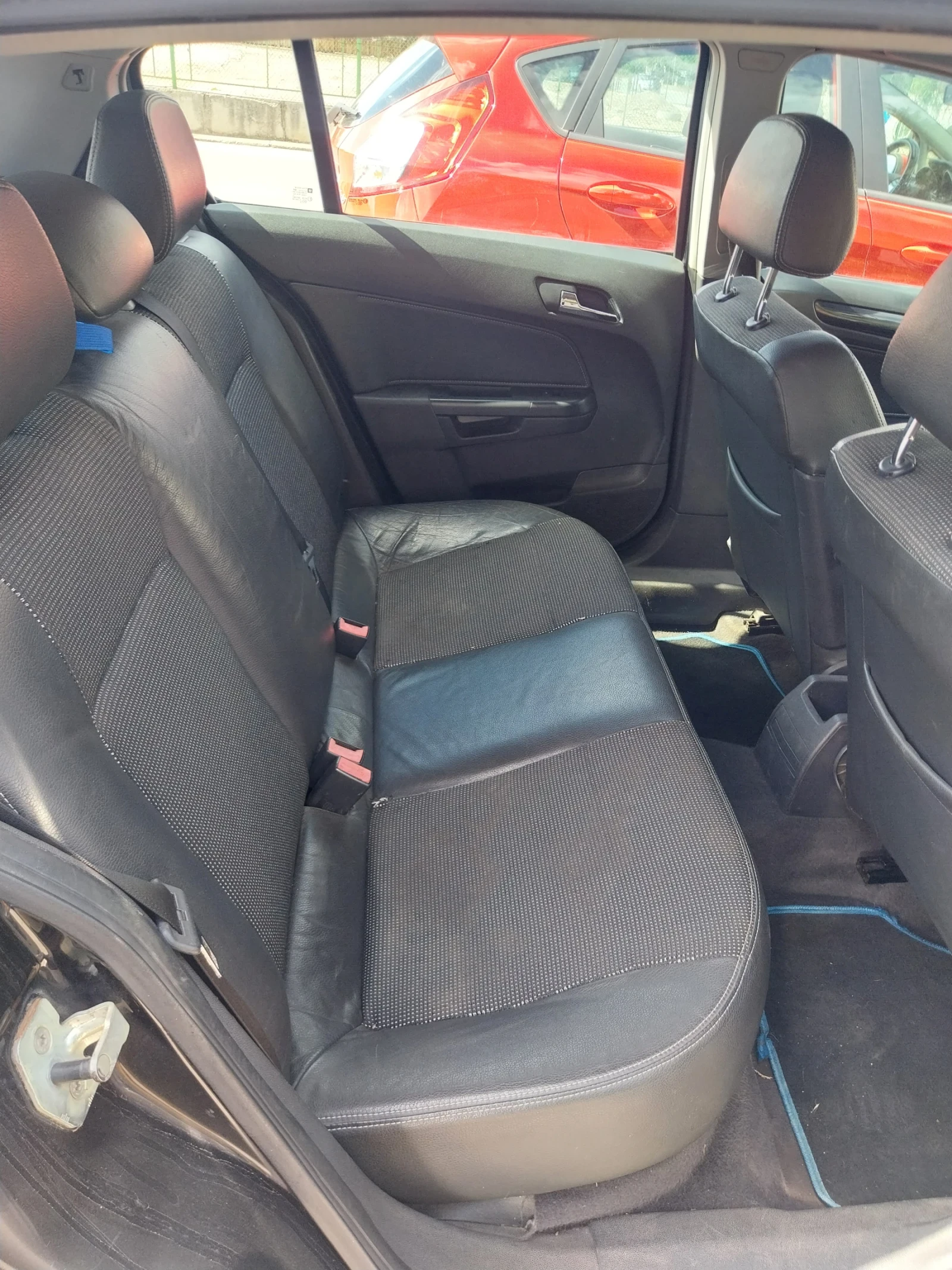 Opel Astra, снимка 7 - Автомобили и джипове - 56255289