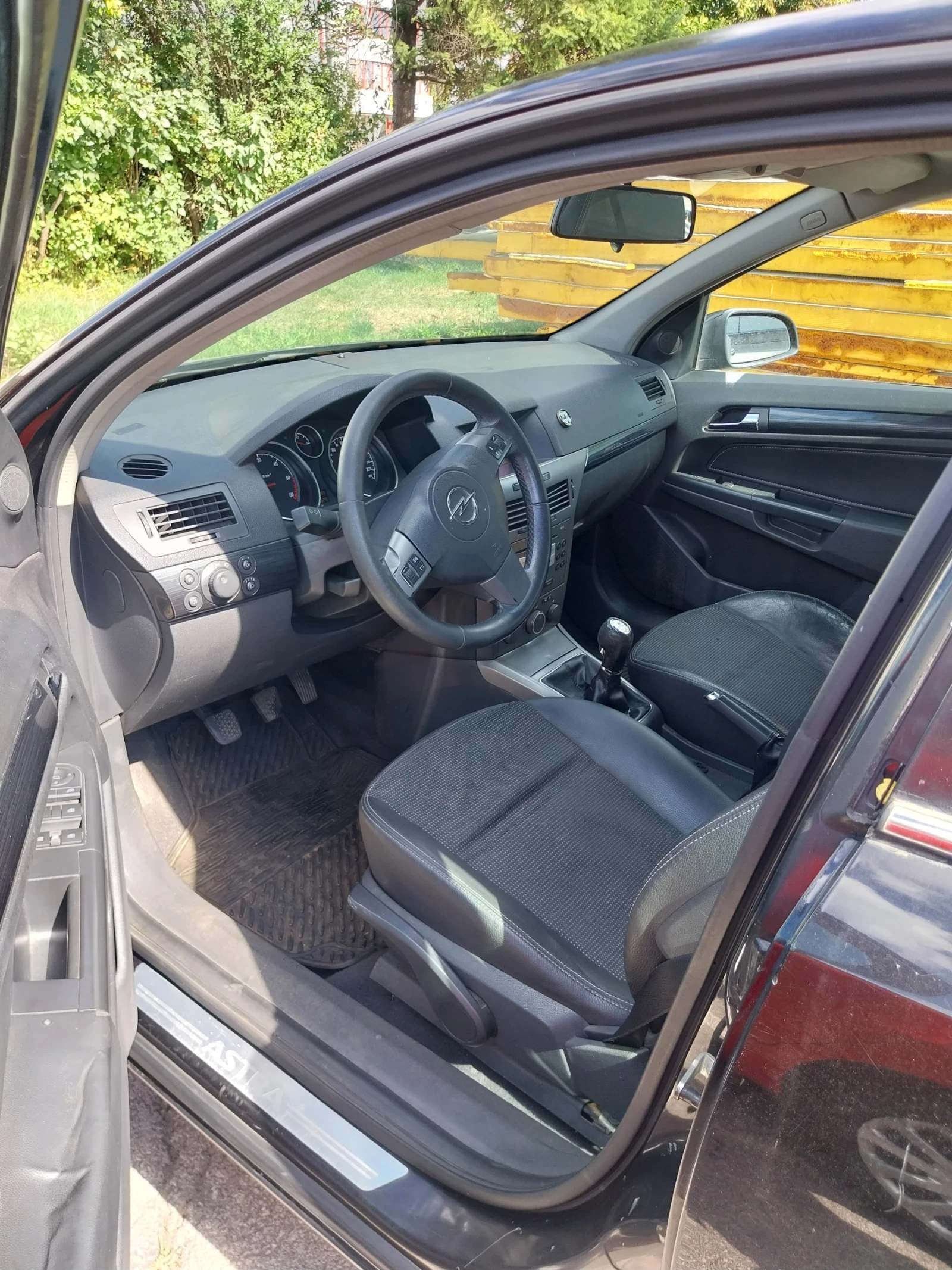 Opel Astra, снимка 5 - Автомобили и джипове - 56255289