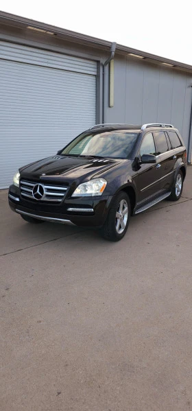     Mercedes-Benz GL 500 GL550