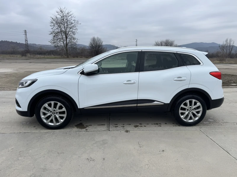 Renault Kadjar, снимка 2 - Автомобили и джипове - 48250271