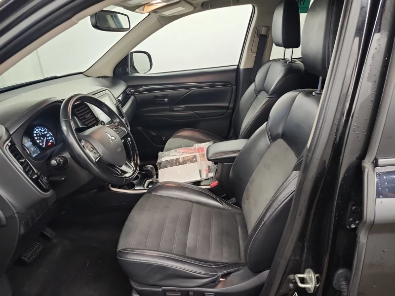 Mitsubishi Outlander EX * * CARFAX * * АВТО КРЕДИТ * * , снимка 5 - Автомобили и джипове - 52667716