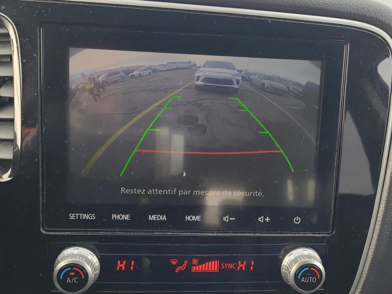 Mitsubishi Outlander EX * * CARFAX * * АВТО КРЕДИТ * * , снимка 9 - Автомобили и джипове - 52667716