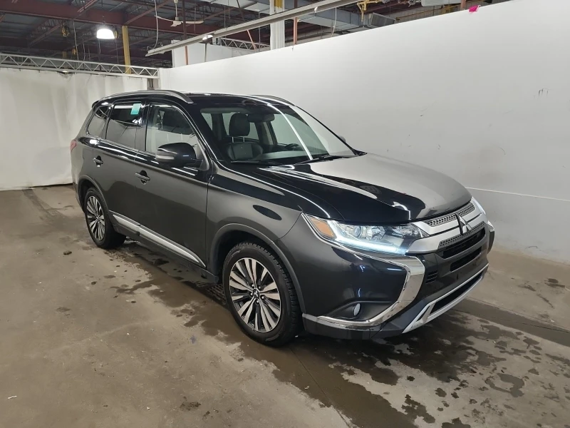 Mitsubishi Outlander EX * * CARFAX * * АВТО КРЕДИТ * * , снимка 2 - Автомобили и джипове - 52667716