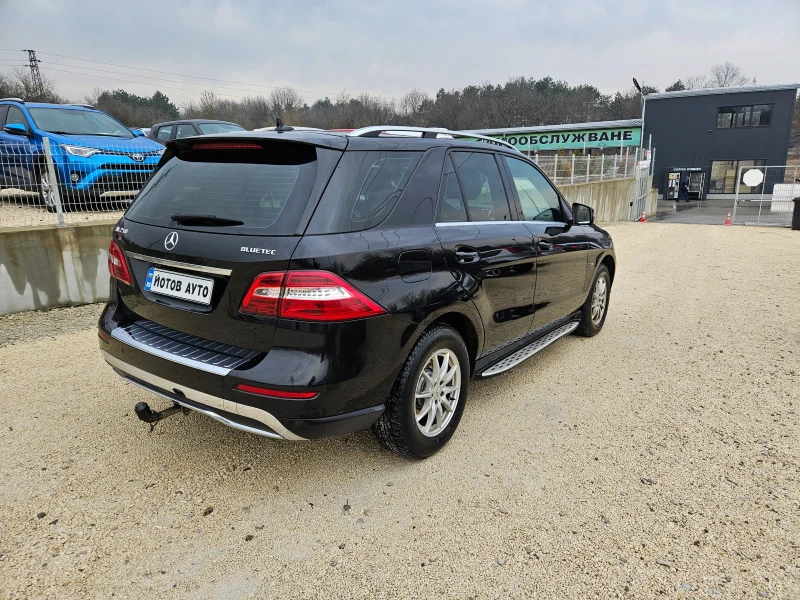 Mercedes-Benz ML 250 Нов внос от представители на Мерцедес в Милано Ита, снимка 4 - Автомобили и джипове - 53028734