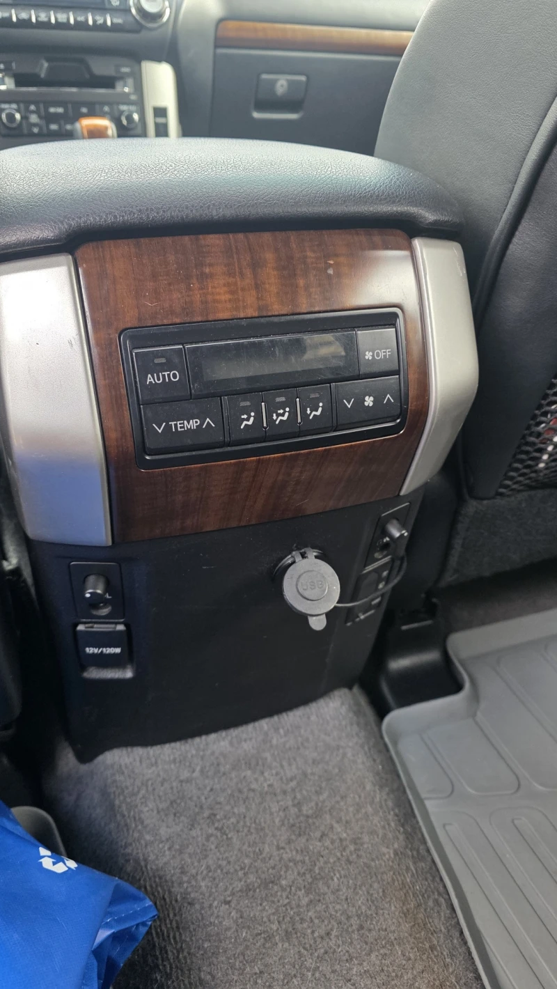 Toyota Land cruiser 150 3.0 D-4d, снимка 16 - Автомобили и джипове - 53522246