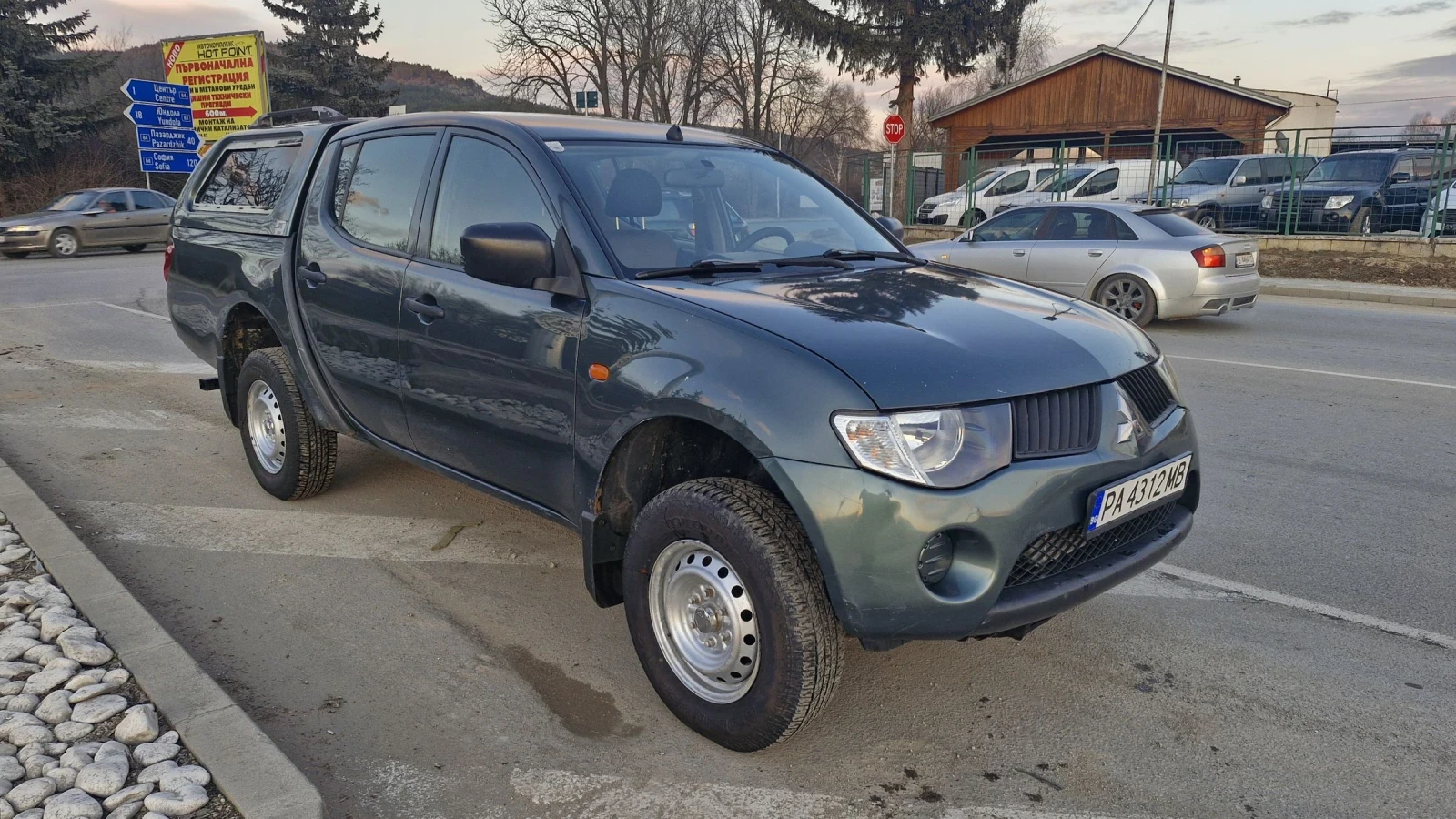 Mitsubishi L200 DI-D 2.5 Климатик 4X4 - изображение 2