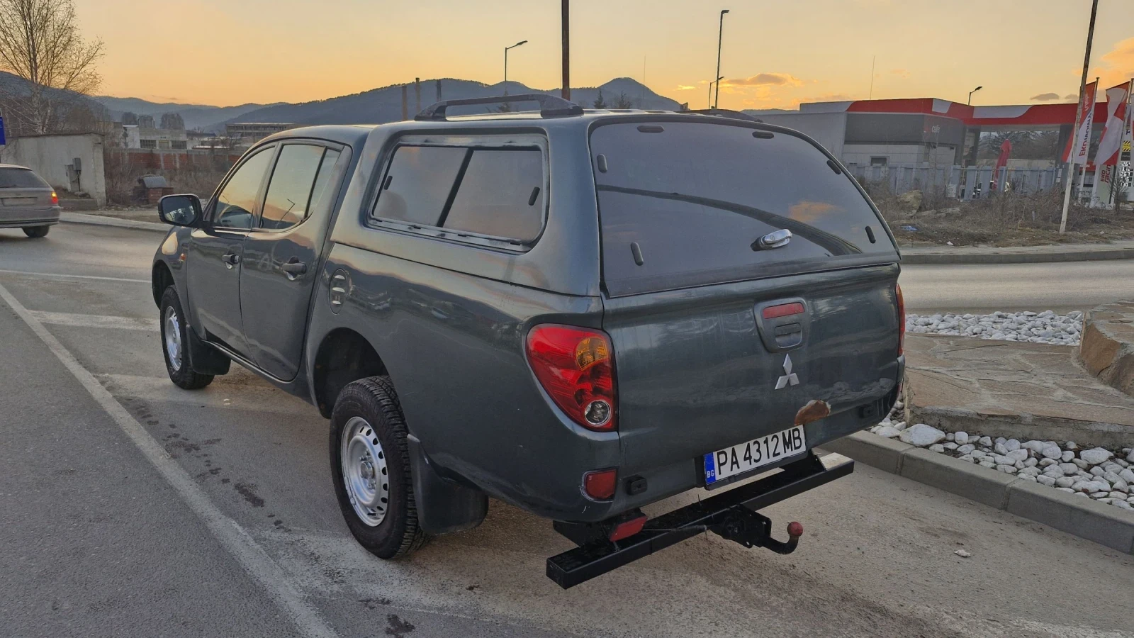 Mitsubishi L200 DI-D 2.5 Климатик 4X4 - изображение 3