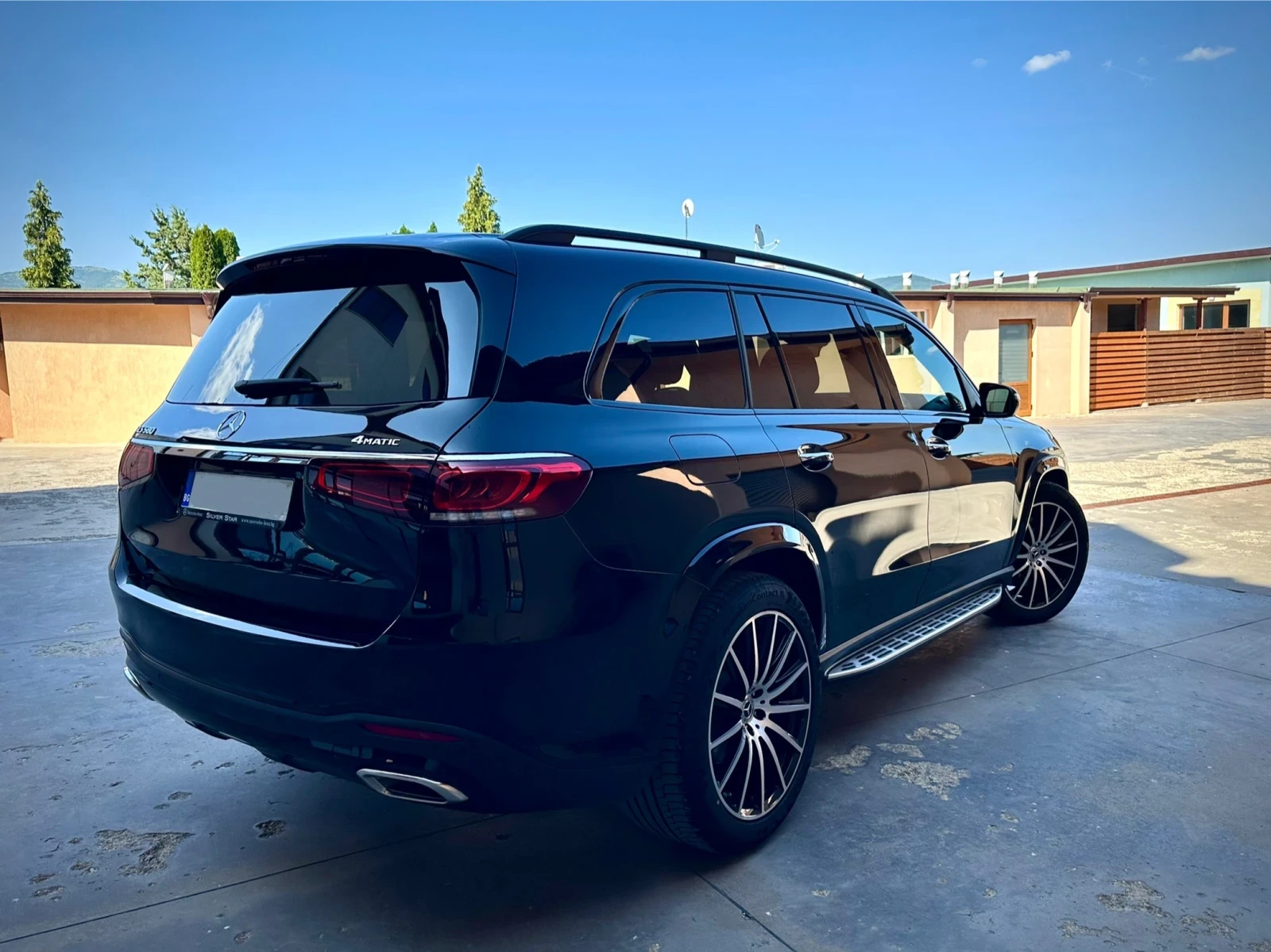 Mercedes-Benz GLS580 AMG - изображение 4