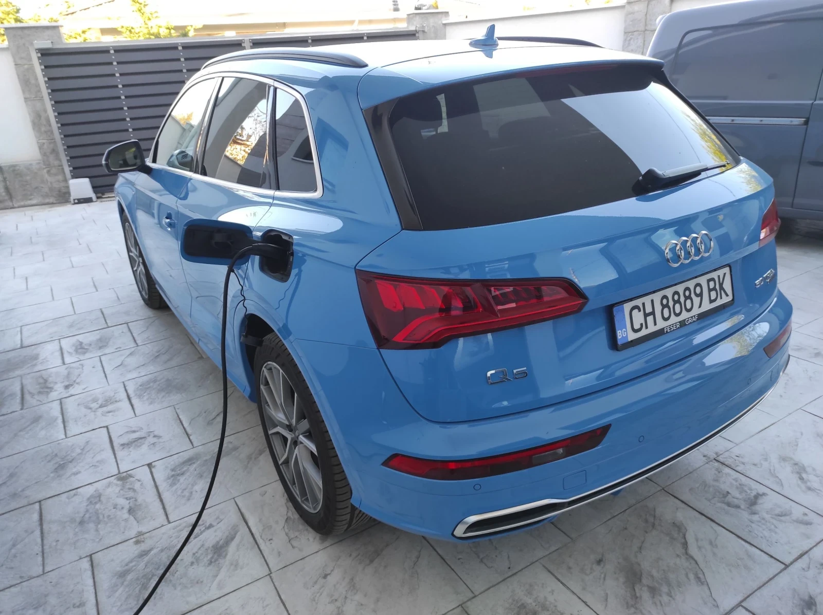 Audi Q5 2.0TFSI-e* Matrix* Air suspension* S-line* , снимка 2 - Автомобили и джипове - 53623228