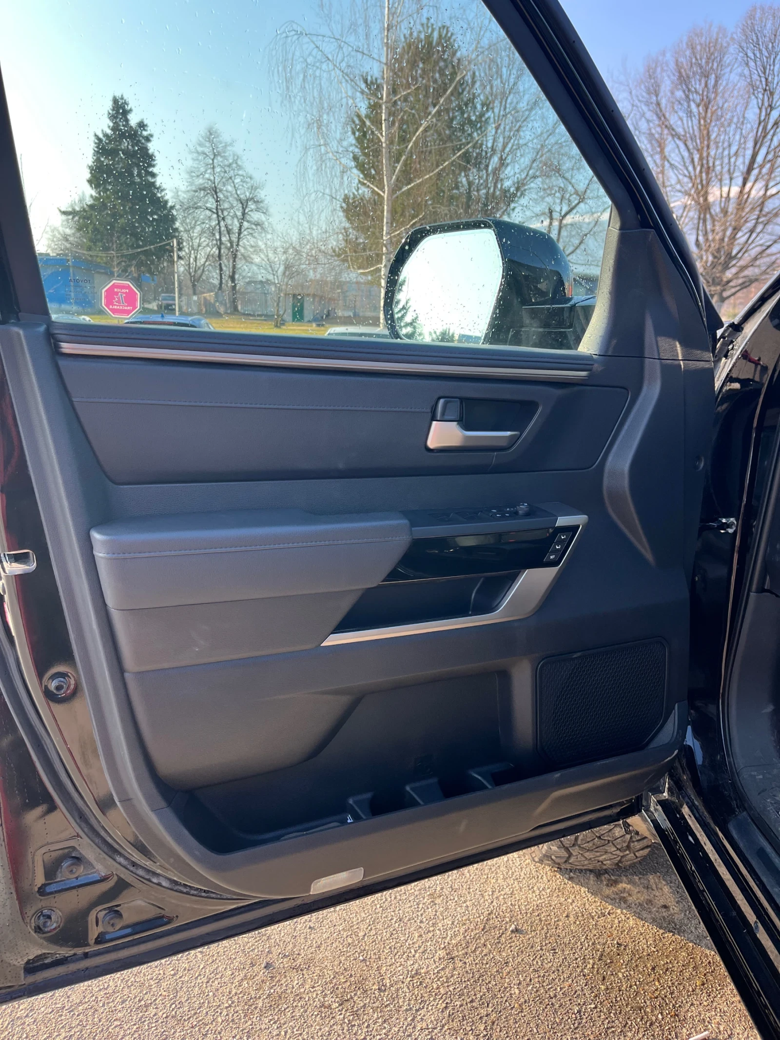 Toyota Tundra Limited, снимка 9 - Автомобили и джипове - 53773826