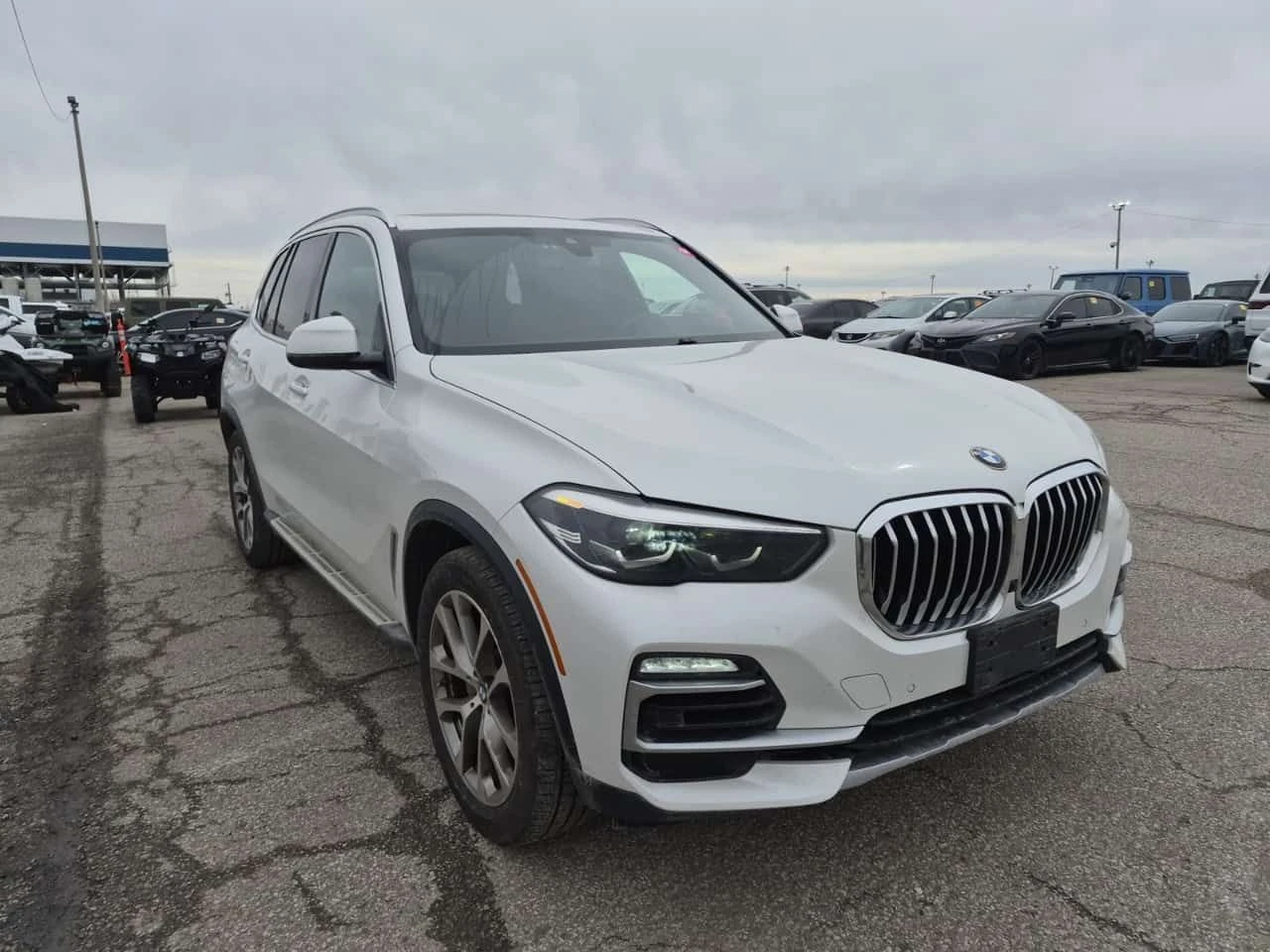 BMW X5 XDRIVE40I| PANORAMA | HUD | АМБИЕНТНО | ПОДГРЕВИ, снимка 2 - Автомобили и джипове - 53968235