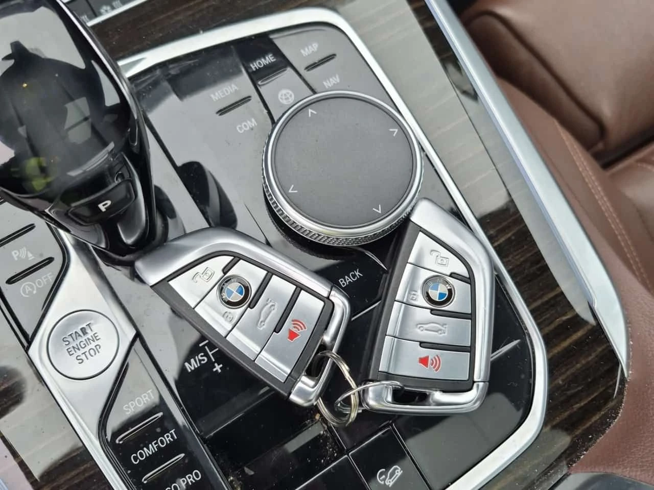 BMW X5 XDRIVE40I| PANORAMA | HUD | АМБИЕНТНО | ПОДГРЕВИ, снимка 8 - Автомобили и джипове - 53968235