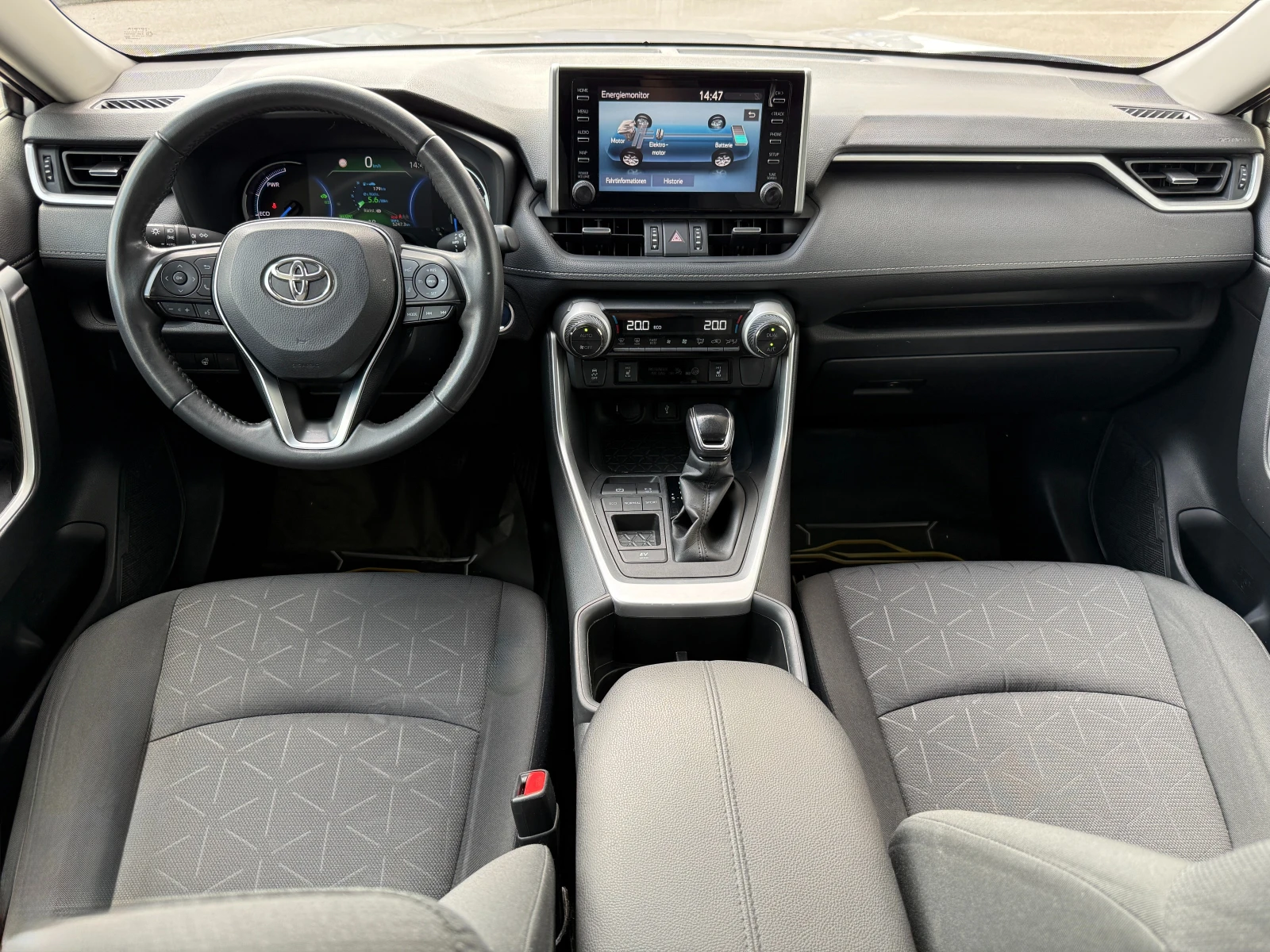Toyota Rav4 6 МЕСЕЦА ГАРАНЦИЯ/2.5Hybrid 218к.с. Подгрев/Камера, снимка 11 - Автомобили и джипове - 54884868