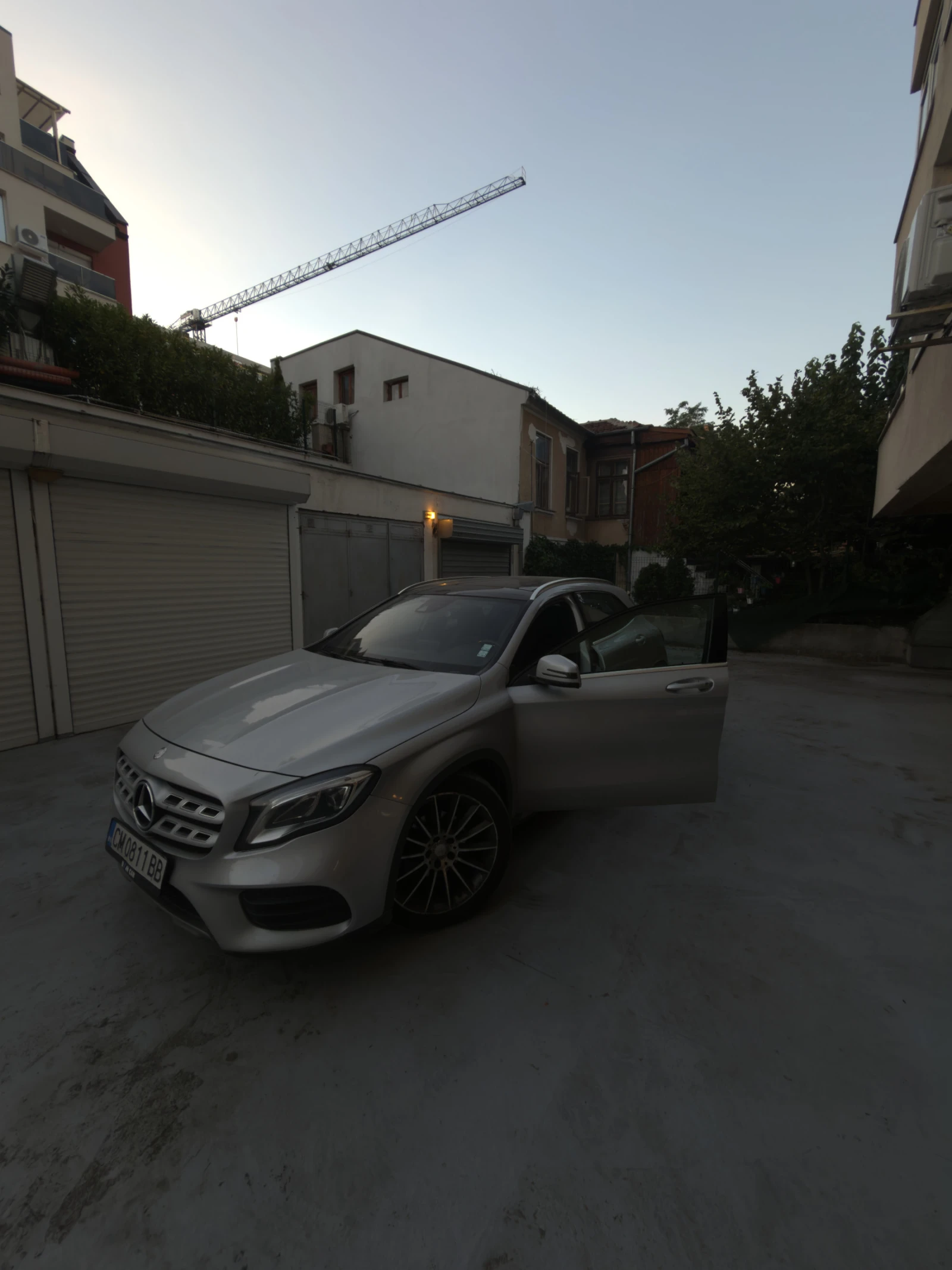 Mercedes-Benz GLA 200, снимка 9 - Автомобили и джипове - 56232058