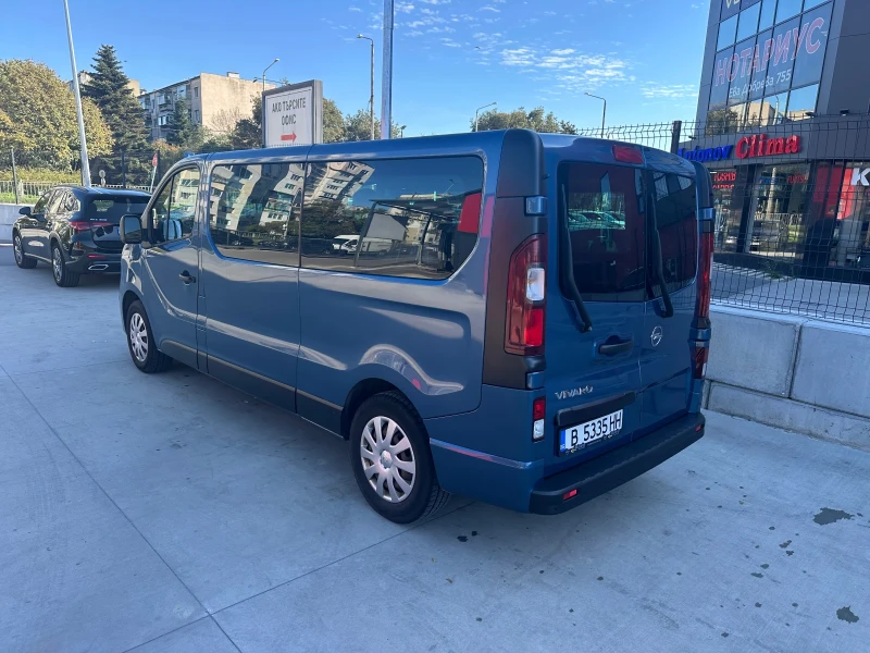 Opel Vivaro 1.6 Turbo 120 к.с. Дълга база 8+ 1 места, снимка 9 - Бусове и автобуси - 47600802