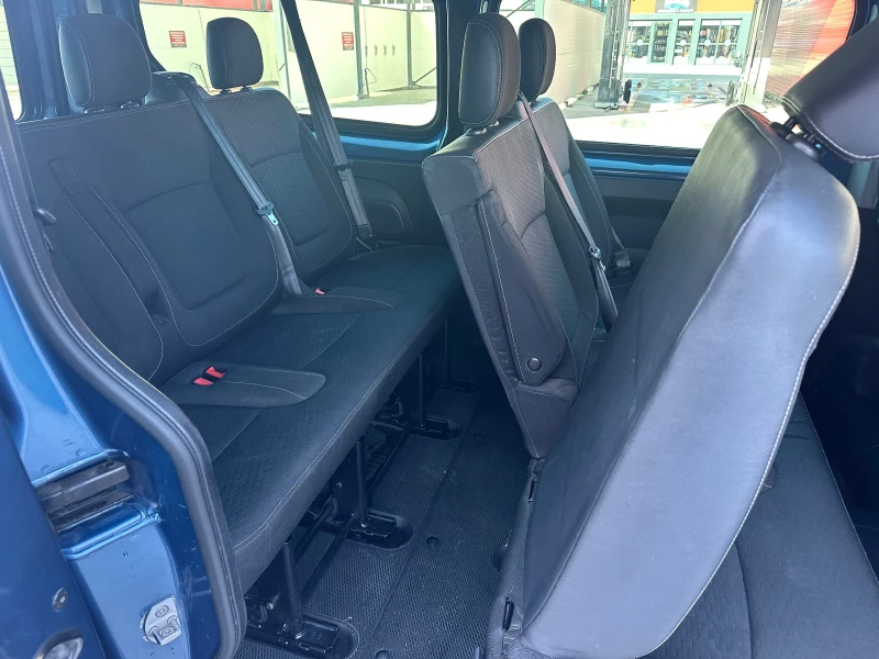 Opel Vivaro 1.6 Turbo 120 к.с. Дълга база 8+ 1 места, снимка 4 - Бусове и автобуси - 47600802