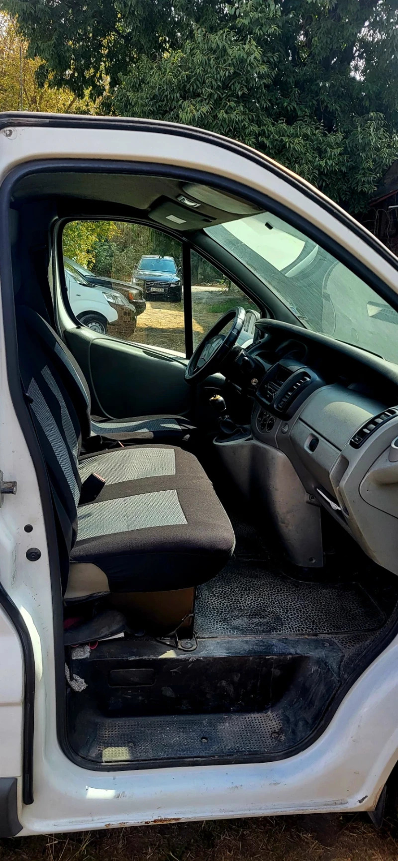 Renault Trafic, снимка 2 - Бусове и автобуси - 52524389