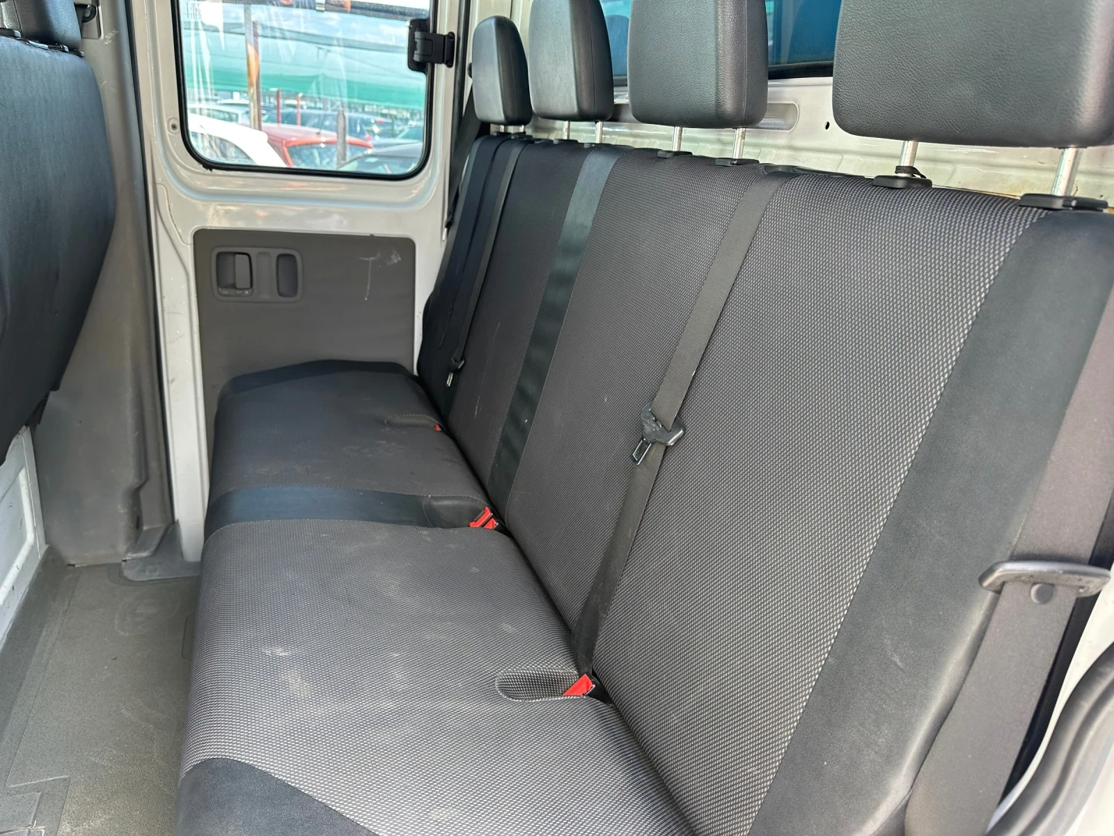 Mercedes-Benz Sprinter 209  7 местен-ТОП състяние, снимка 12 - Бусове и автобуси - 54999832