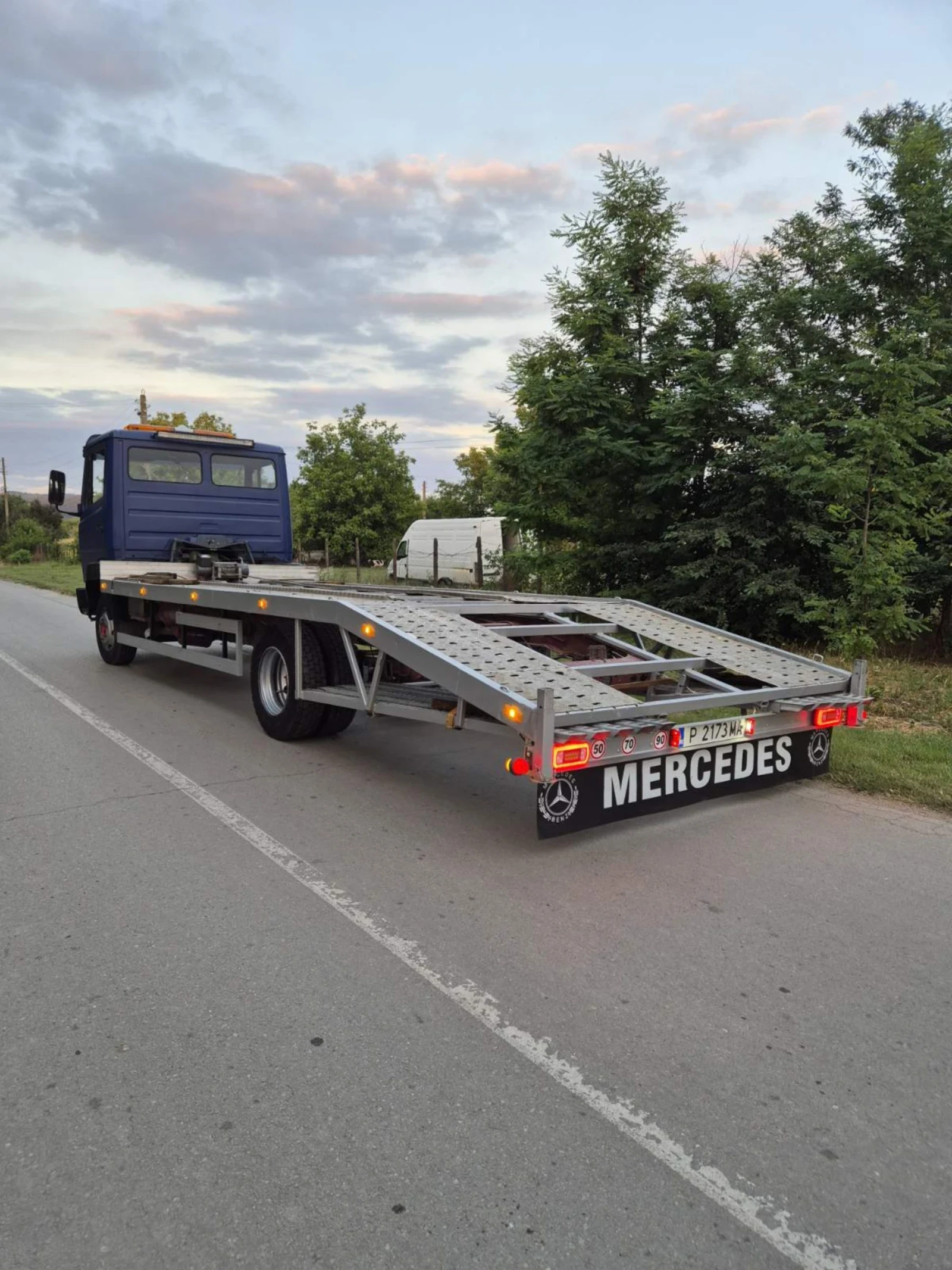 Mercedes-Benz 814  - изображение 7